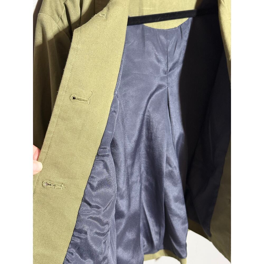 Contemporary Mod Ref Green Short Jacket Tortoise … - image 3